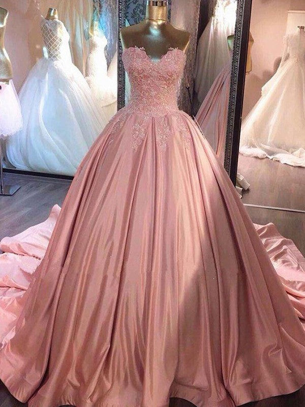 Ball Gown Sleeveless Sweetheart Court Train Lace Elegant Evening Dress-ballbellauk