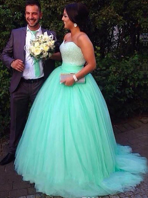 Ball Gown Sleeveless Sweetheart Tulle Beading Plus Size Prom Dress-ballbellauk