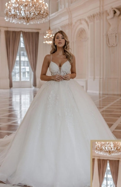 Charming Spaghetti-Straps Sleeveless Ball Gown Lace Bridal Gowns On Sale-ballbellauk