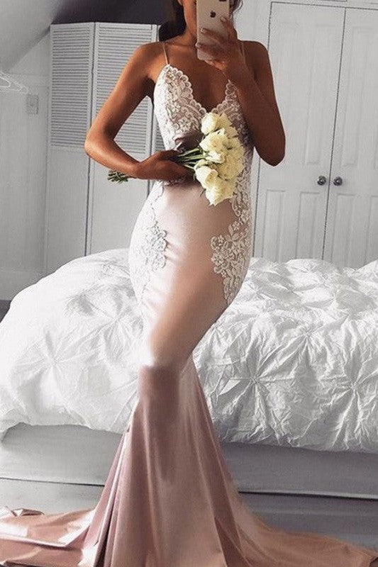 Chic Mermaid Straps V-neck Sleeveless With Appliques Silk like Prom Dress Long Online-ballbellauk