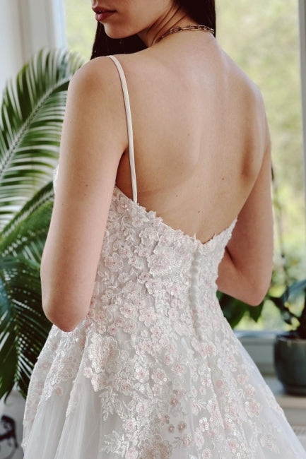 Classy Garden Spaghetti Straps A-Line Lace Wedding Dresses-ballbellauk