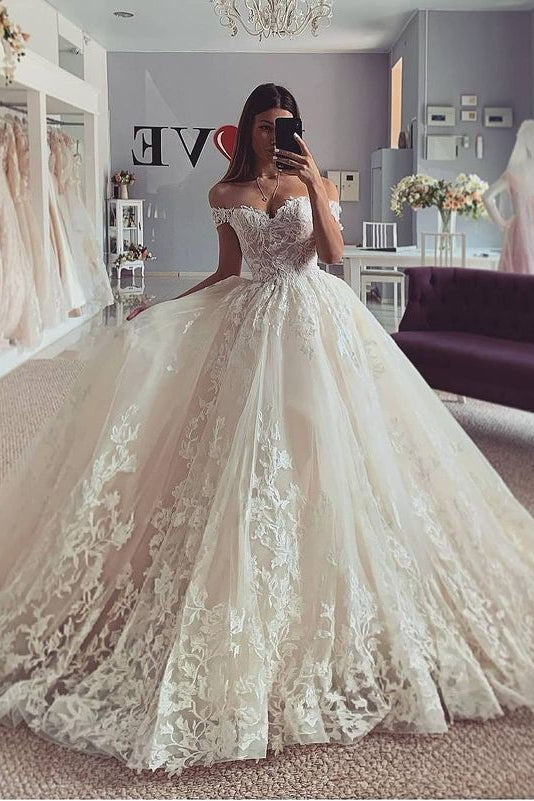 Elegant Ball Gown Princess Wedding Dress Lace Bridal Gown Off-the-Shoulder-ballbellauk