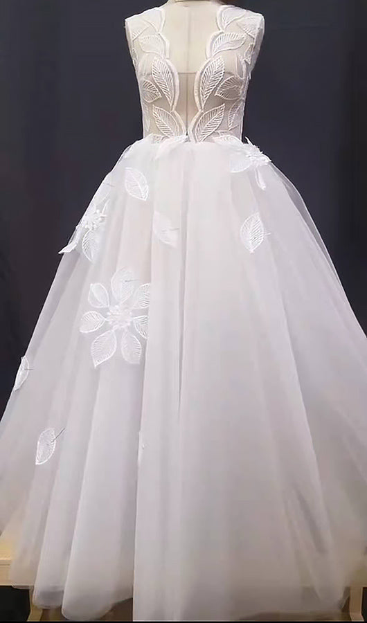 Elegant Sleeveless Tulle Wedding Dress UK With Appliques-ballbellauk