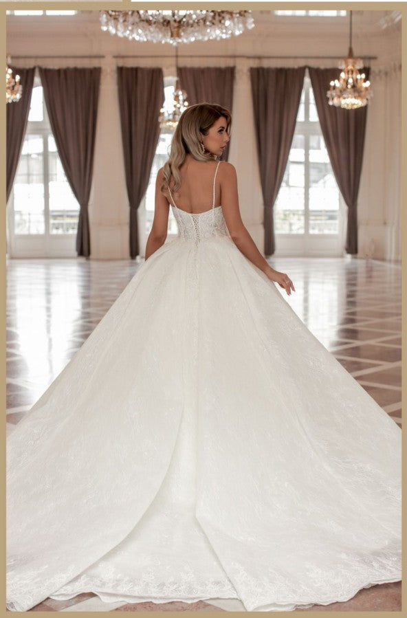 Glorious Long Long V-Neck Sleeveless Princess Bridal Gowns On Sale With Lace-ballbellauk