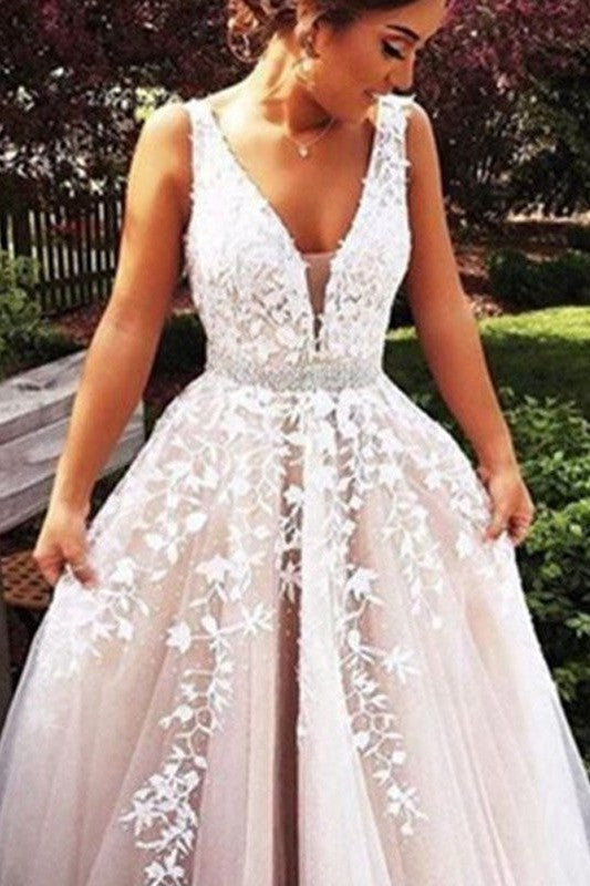 Gorgeous V-Neck Sleeveless With Appliques Tulle Prom Dress-ballbellauk