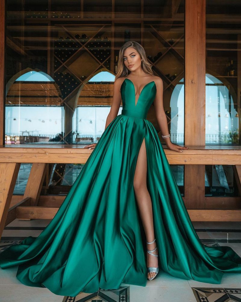 Long V-Neck Emerald Green Prom Dress UK with Split-ballbellauk