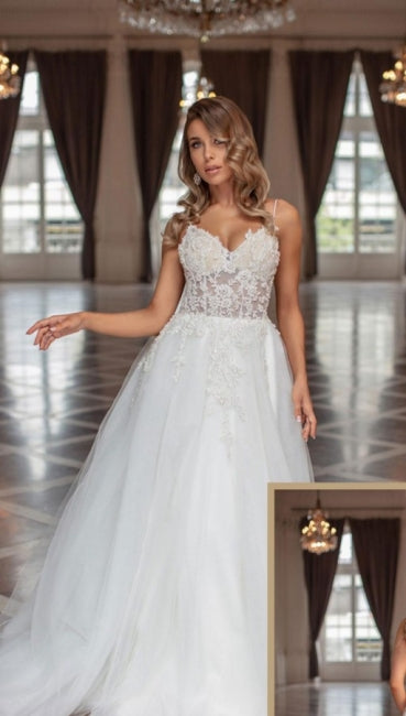 Modern Long A-line V-neck Tulle Sleeveless Wedding Dresses With Lace-ballbellauk