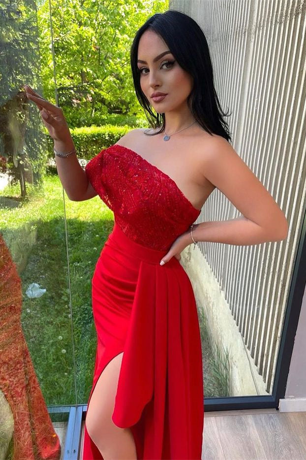 Red Sequins Mermaid Prom Dress UK with Lace Appliques and Split Shoulder Strapless Design-ballbellauk