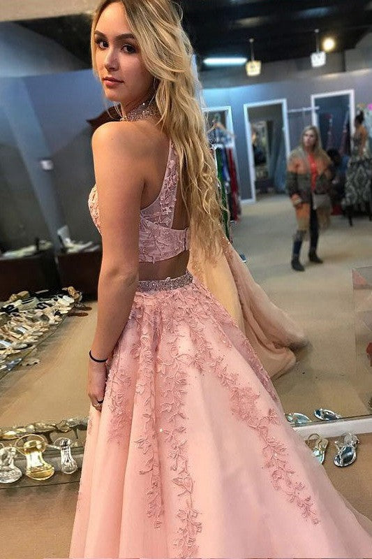 Sleeveless Amazing Halter Long With Appliques Two Piece Tulle Prom Dress online-ballbellauk