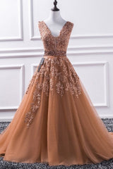 Sleeveless Amazing V-neck With Appliques Tulle Prom Dress-ballbellauk