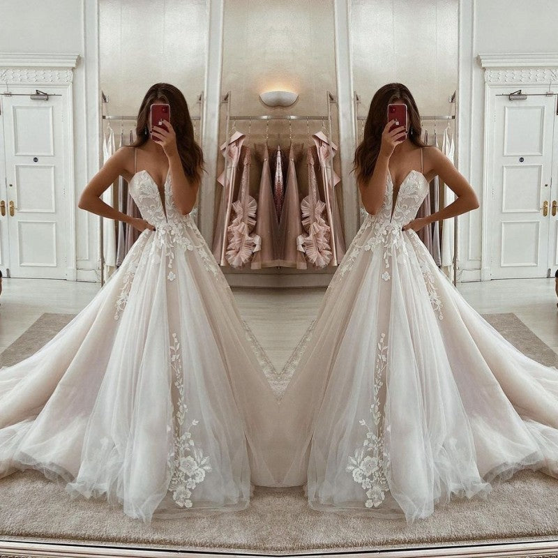 Tulle Long Wedding Dress Lace Appliques Bridal GownsSpaghetti-Strap-ballbellauk