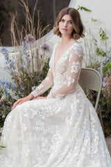 Modern Long A-Line V-neck Lace Wedding Dresses With Long Sleeves