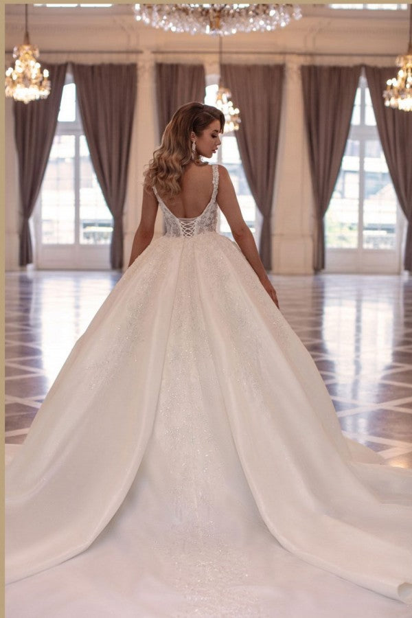 Modest Long Princess Long Sleevesless Bridal Gowns On Sale With Lace