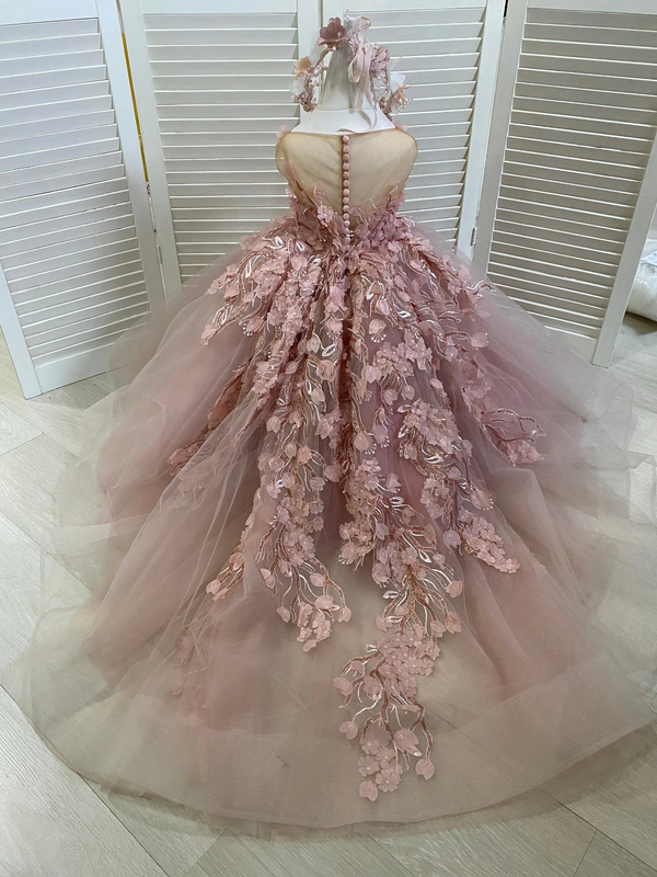 Chic Sleeveless Ball Gown Flower Girls Dress With Appliques