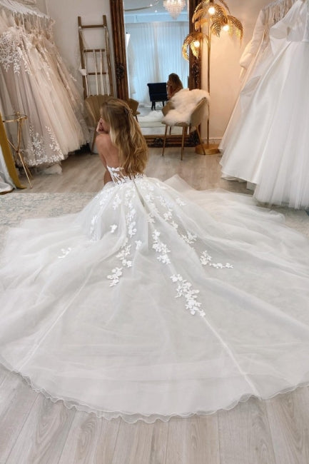 Amazing Long A-line Sleeveless Split Wedding Dresses With Lace