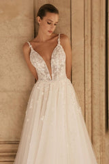 Modest Spaghetti-Straps Sleeveless Long Lace Bridal Gowns On Sale