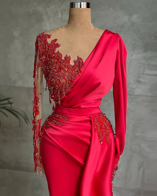 Beautiful Red Mermaid Evening Dress Lace Appliques Prom Gown Ruffles Long Sleeve
