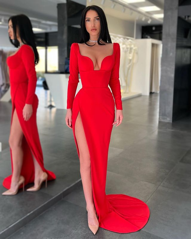 Stunning Red Long Sleeves V-Neck Evening Dress Mermaid With Slit On Sale