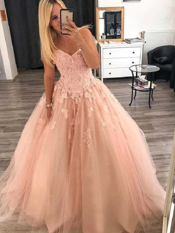 Ball Gown Sleeveless Sweetheart With Appliques Long Tulle Prom Dress