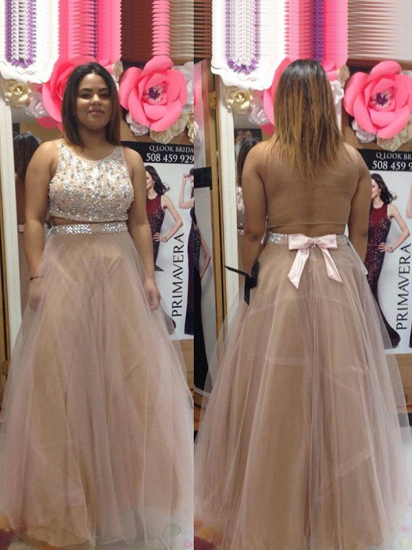 Gorgeous Scoop Beading Sleeveless Long Tulle Plus Size Prom Dress