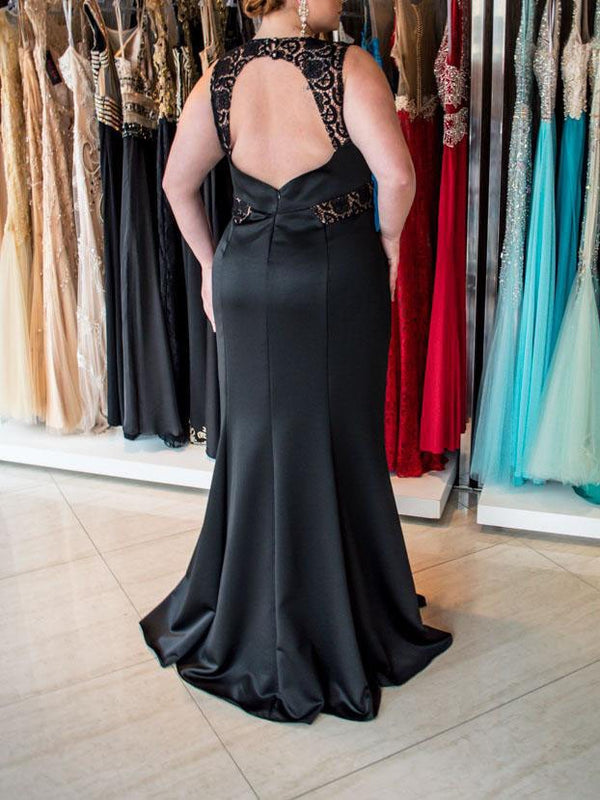 Chic Mermaid V-neck Sleeveless Lace  Elastic Woven Satin Plus Size Prom Dress