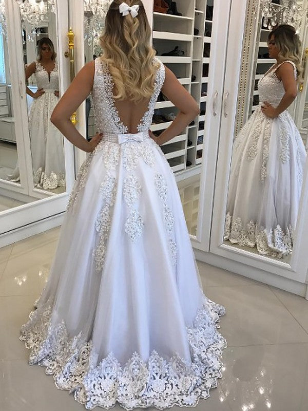 Gorgeous V-Neck Sleeveless Long Lace Tulle Prom Dress