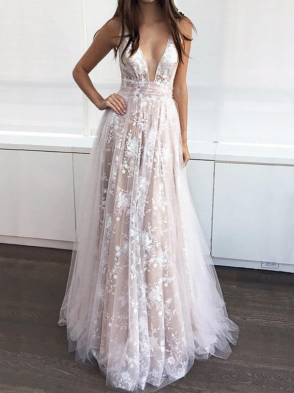 Gorgeous V-neck Long Tulle Sleeveless With Appliques Prom Dress