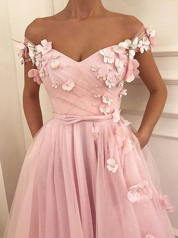 Sleeveless Amazing Long Off-the-Shoulder With Appliques Tulle Prom Dress