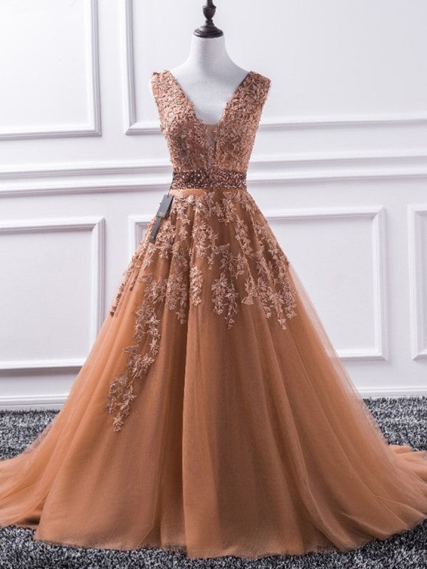 Sleeveless Amazing V-neck  With Appliques Tulle Prom Dress