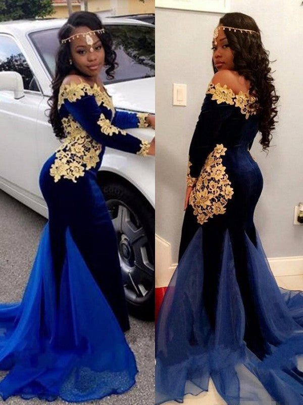 Chic Mermaid Long Sleeves Off-the-Shoulder  With Appliques Velvet Prom Dress