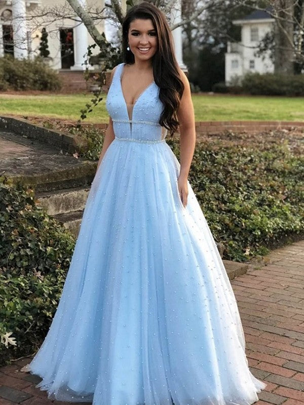 Gorgeous Long V-neck Sleeveless Tulle Beading Prom Dress