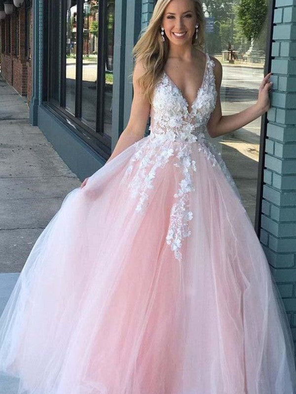 Gorgeous V-neck Tulle With Appliques Sleeveless Long Prom Dress