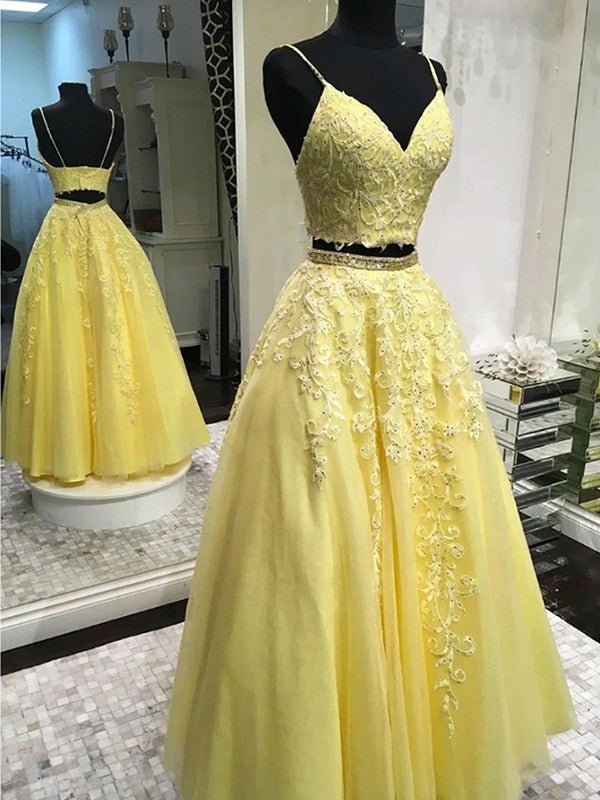 Elegant Tulle Ball Dress Appliques Sleeveless V-neck Long Two Piece Prom Dress