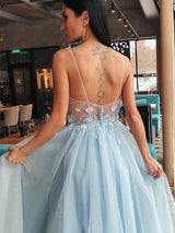 Elegant Tulle Ball Dress Appliques V-neck Sleeveless Long Prom Dress