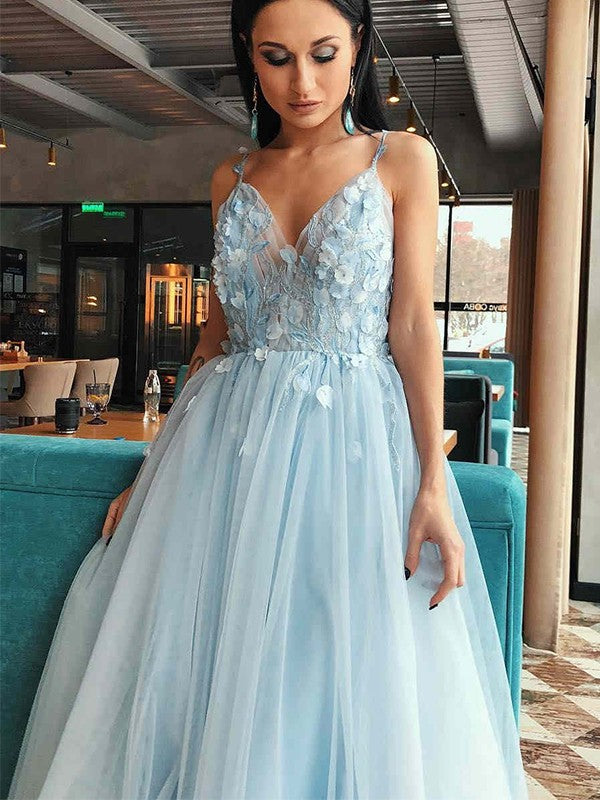 Elegant Tulle Ball Dress Appliques V-neck Sleeveless Long Prom Dress