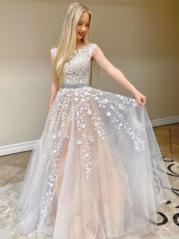 Gorgeous Lace With Appliques Bateau Sleeveless Long Prom Dress