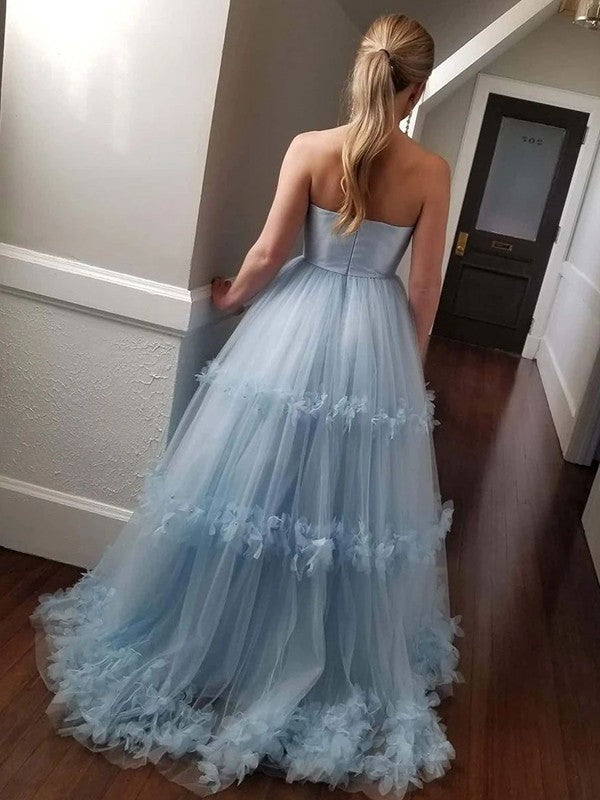 Gorgeous Tulle Ruffles Strapless Sleeveless  Prom Dress