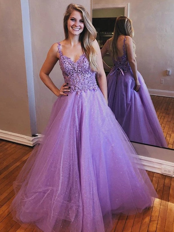 Gorgeous With Appliques V-neck Sleeveless  Prom Dress