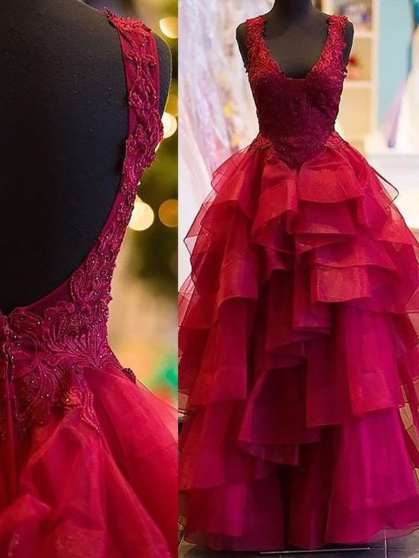 Ball Gown Sleeveless With Appliques V-Neck Long Tulle Prom Dress