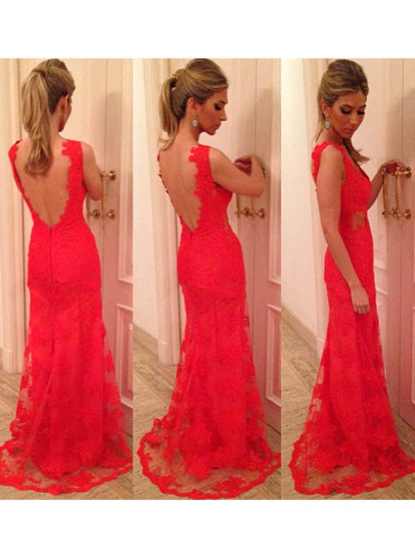 Chic Mermaid V-neck With Appliques Sleeveless Lace Backless Long Dress