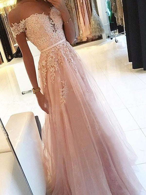 Sleeveless Amazing Off-the-Shoulder Long With Appliques Tulle Prom Dress